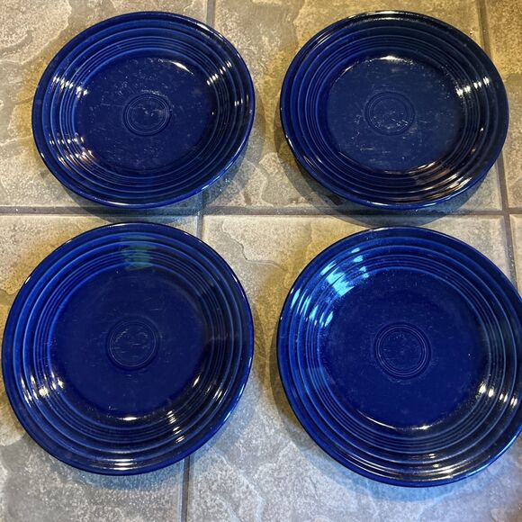 Lot of 4 Vintage Fiestaware Fiesta Cobalt Blue 9.5” Luncheon Plates Made in USA - Picture 1 of 8